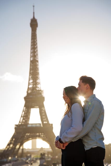 Paris: Eiffel Tower Photoshoot with a Professional - How Long Is It, Really: 15 Minutes to 1 Hour