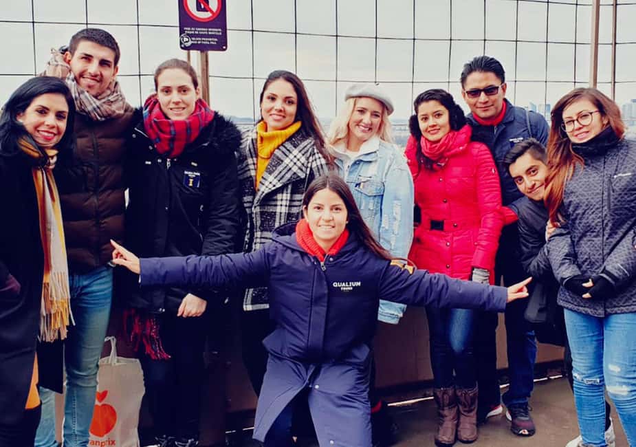 Paris: Eiffel Tower Tour - Where you meet and how you start your Eiffel Tower visit