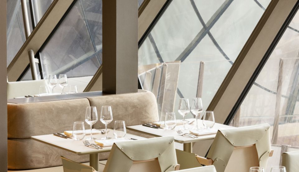 Paris: Eiffel Tower's Madame Brasserie 3-course lunch 12:00 - FAQ