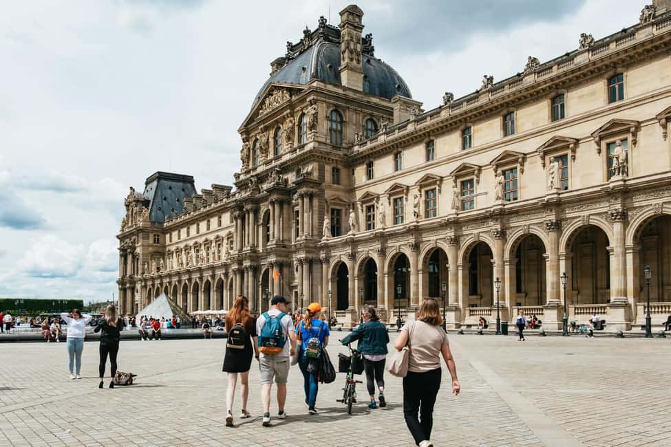 Paris: Emily TV Show Locations Guided Walking Tour - Starting at Place de l’Estrapade: The Tour’s Tone in Minute One