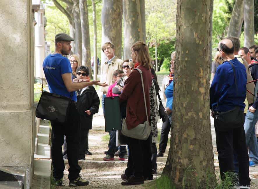 Paris: Famous Graves of Pere Lachaise Cemetery Guided Tour - Where you’ll start: Alexandre Dumas Metro and one clear exit