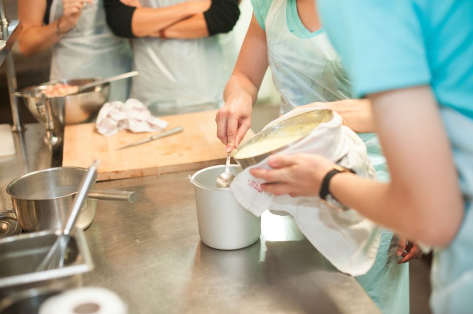Paris: Full-Day Cooking Class with 3-Course Lunch - Price and Value: Is $222 Worth It?
