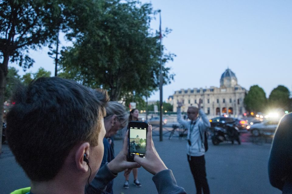 Paris: Ghosts, Legends & Mysteries Evening Walking Tour - Passing the Louvre: Why a Quick Glance Can Still Matter