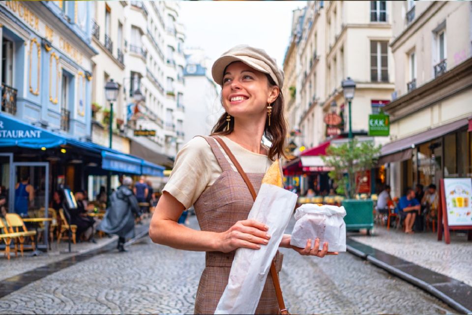 Paris: Gourmet Food Tour & Louvre Museums Guided Tour - Bakery classics: viennoiseries and the jambon beurre moment