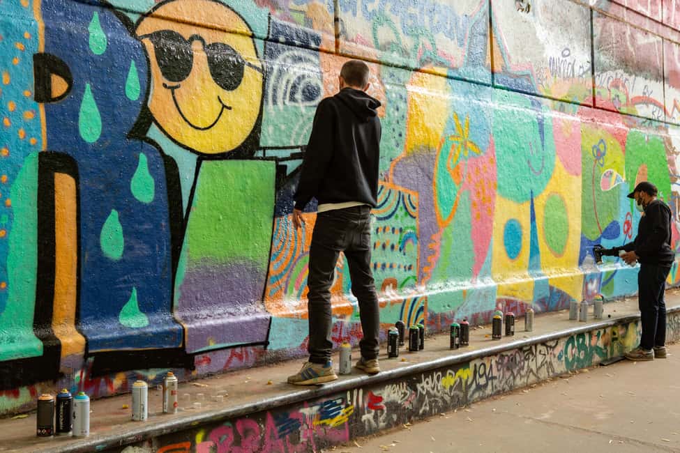 Paris: Graffiti and Street Art Workshop - From first sprays to wall exercises that teach control