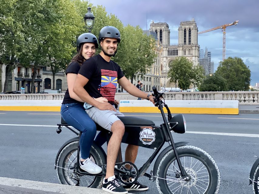 Paris: Guided City Tour by Electric Bike - Louvre to Tuileries Gardens: the classic Paris postcard, seen from the saddle