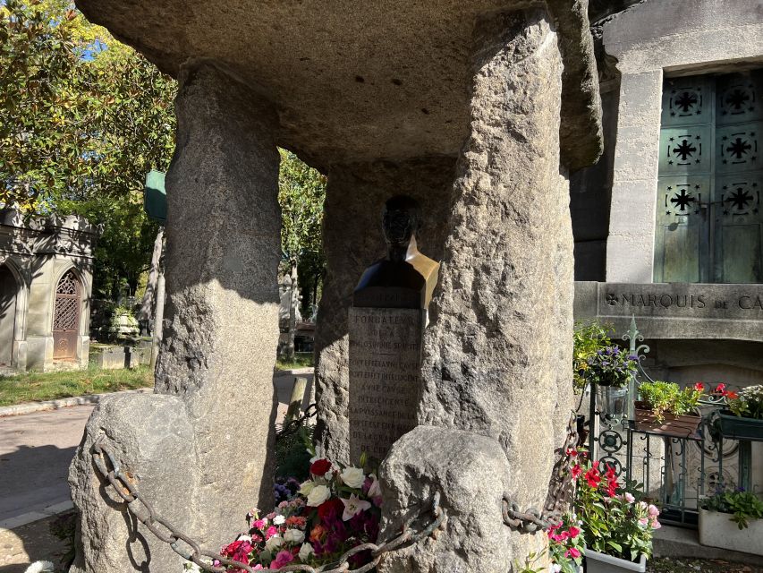 Paris: Haunted Père Lachaise Cemetery Guided Tour - Paranormal legends and the name Allan Kardec