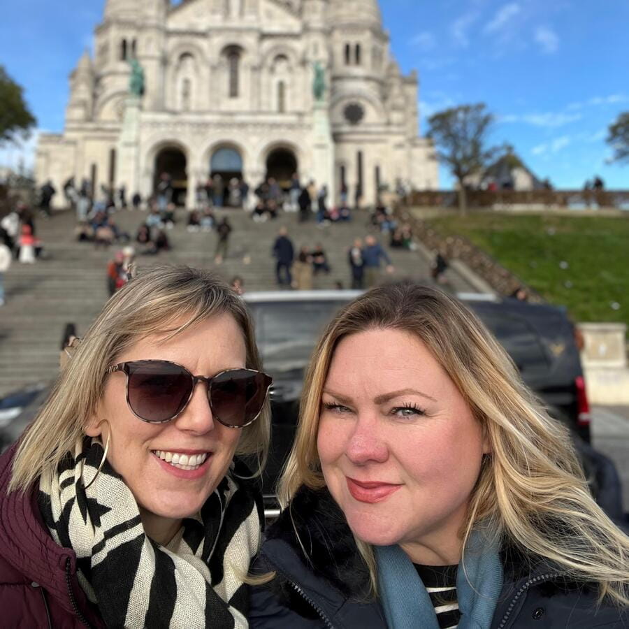 Paris: Hidden Gems of Montmartre with Local Guide - Key highlights