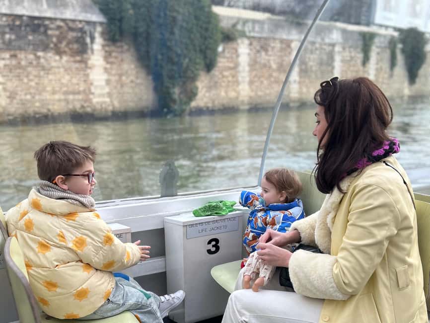 Paris: Hop-On Hop-Off Seine Cruise Pass with 9 Stops - Price and pass value: what $27 really buys you