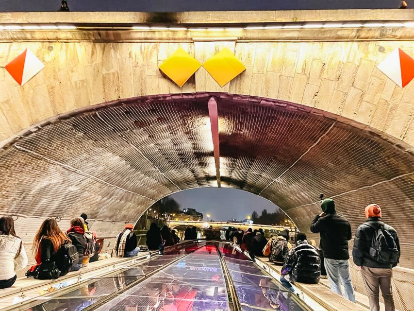 Paris: Illuminated Evening River Cruise & Waffle Tasting - Upper Deck vs Lower Deck: Choose Your Comfort and Your Photos