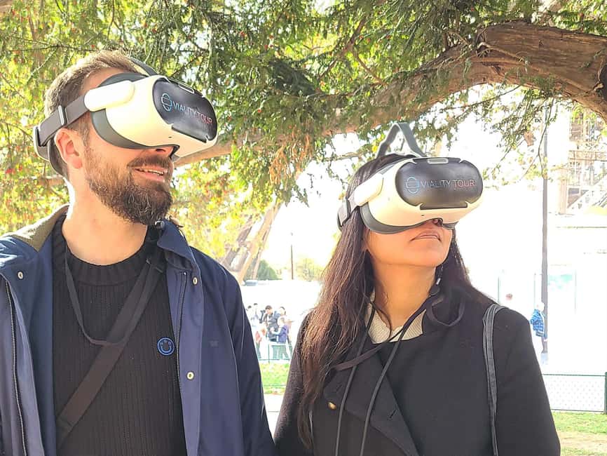 Paris : Immersive Eiffel Tower tour with virtual reality - Who Should Book This VR Eiffel Tour (and Who Should Skip It)