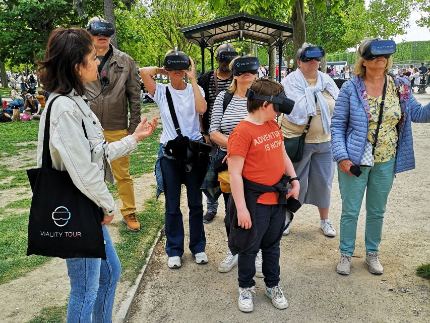 Paris : Immersive Eiffel Tower tour with virtual reality - The 1889 World’s Fair Moment: Being There When It’s Introduced