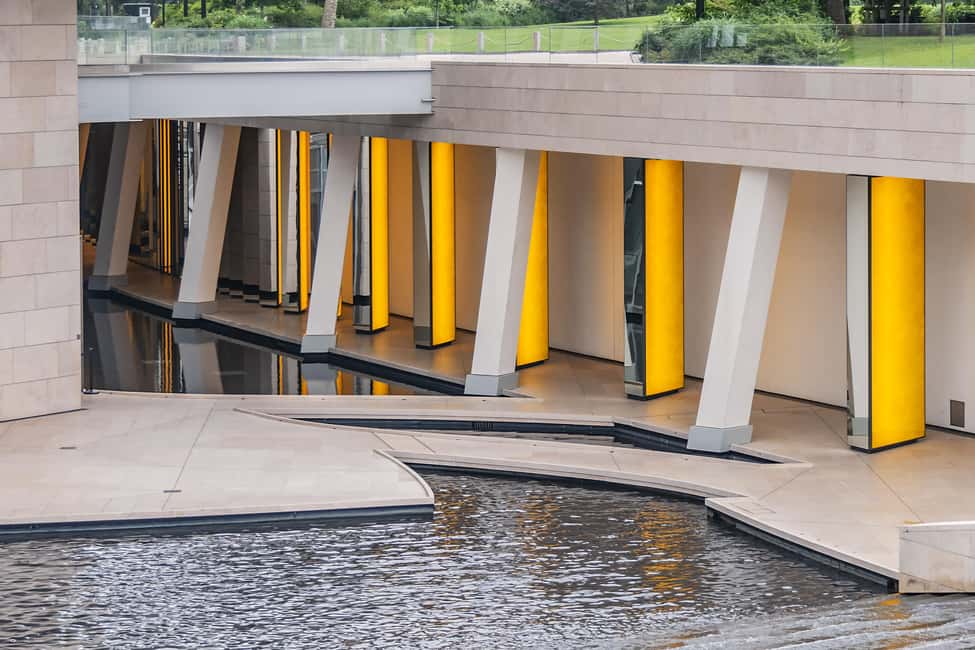 Paris: Louis Vuitton Foundation Exterior Tour with Entry - Jardin d’Acclimatation After the Museum: The Best Bonus for Families and Tired Feet