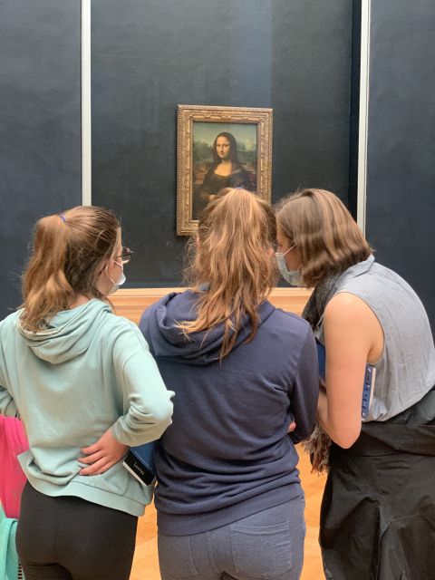 Paris Louvre: 2-Hour Private Tour for Groups or Families - What You Might See: The Classics a Private Guide Can Actually Hit