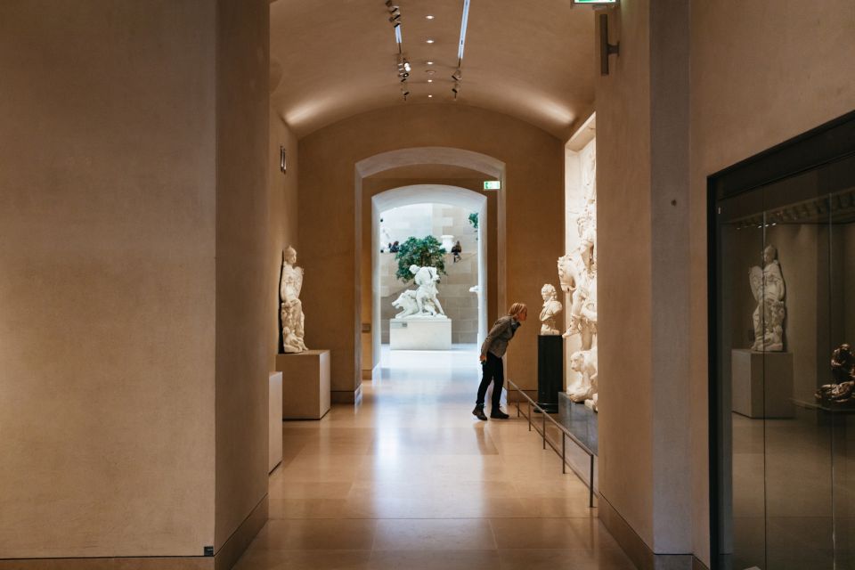 Paris: Louvre Museum Entry Ticket With Host and River Cruise - Host-Coordinated Louvre Entry From Benlux Duty Free: How to Make It Actually Work
