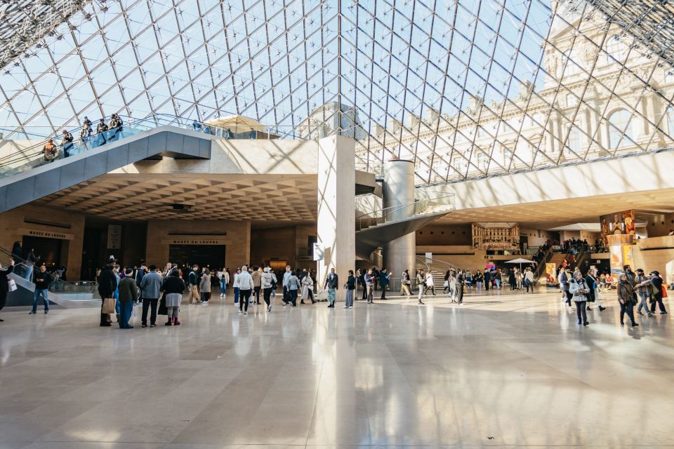 Paris: Louvre Museum Entry Ticket With Host and River Cruise - Should You Book This Louvre and Seine Cruise Bundle?