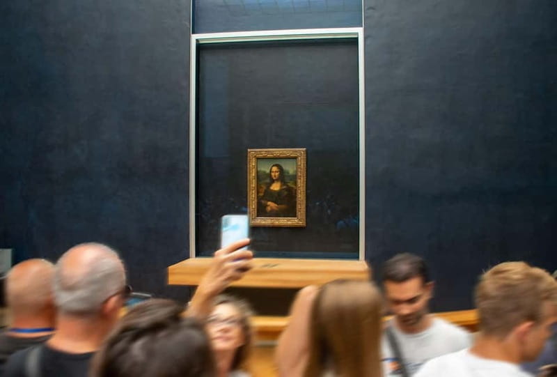Paris: Louvre Museum Highlights Small-Group Guided Tour - What “skip the ticket line” really means (and what doesn’t)