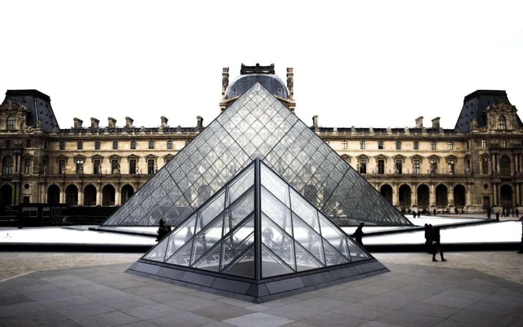 Paris: Louvre Museum Ticket with Optional Hosted - Quick hits before you go