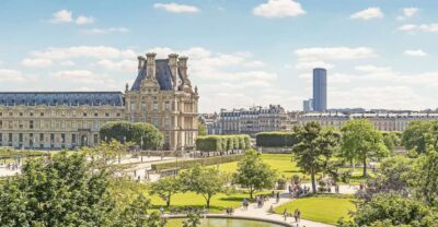 Paris: Louvre Private Family Tour for Kids + Reserved Entry - Meeting point at the Louis XIV statue (and how not to lose time)