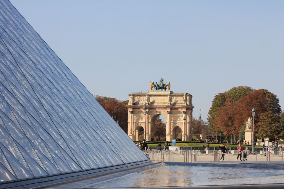 Paris: Louvre Reserved Ticket and River Cruise Combo - Inside the Louvre: Using a Timed Ticket Without Getting Stuck