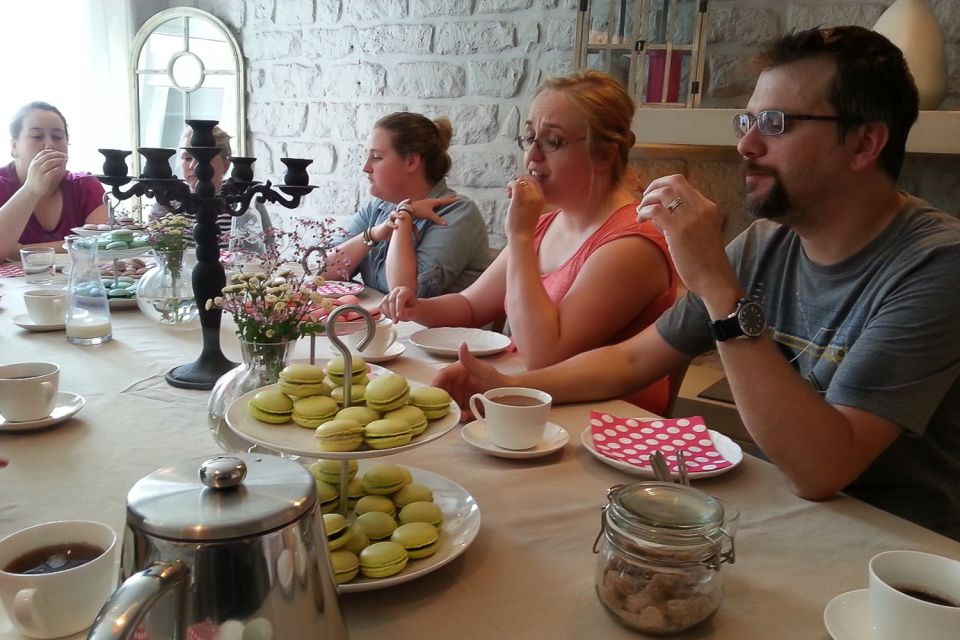 Paris: Macarons Class, Teatime and To-Go Box - Enter Le Foodist: a practical start in Paris