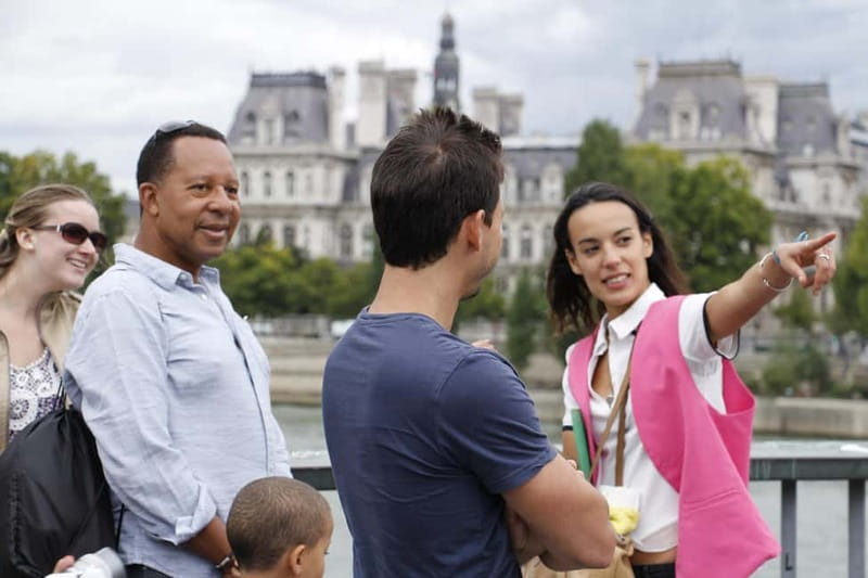 Paris: Marais without crowds. Guided Tour in a small group - Key highlights worth planning around