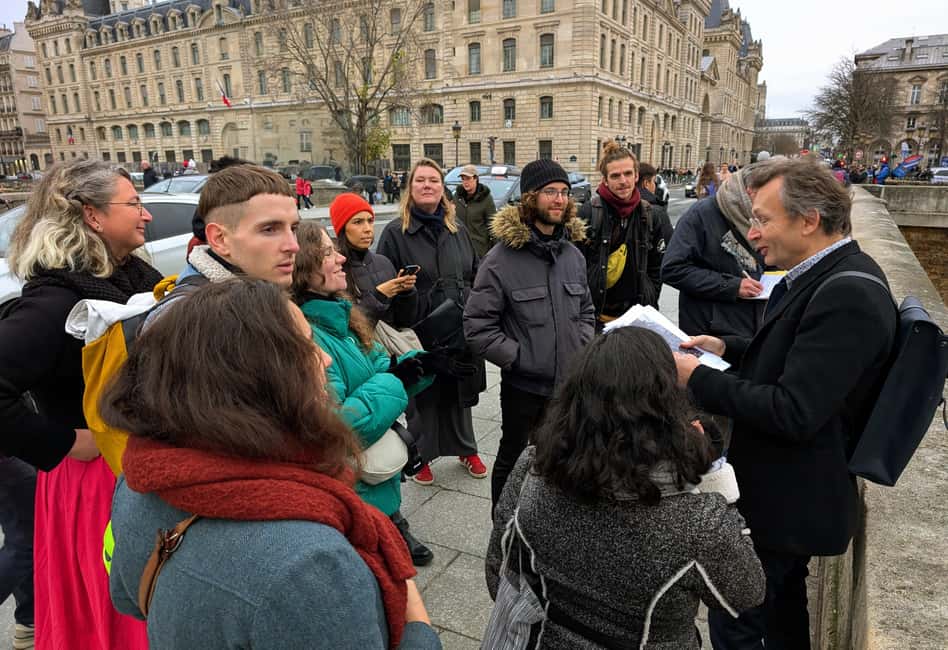 Paris: Marais without crowds. Guided Tour in a small group - Marais Without the Crush: What You Actually Get in 1.5 Hours