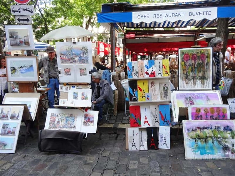 Paris Montmartre: 2-Hour City Tour in German - Montmartre’s hilltop personality: why this walk feels special