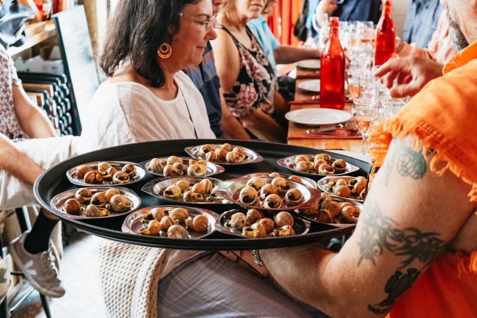 Paris: Montmartre Food and Wine Guided Tour - Montmartre food tour: why this neighborhood works so well