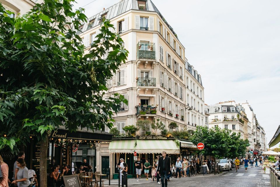 Paris: Montmartre Food and Wine Guided Tour - Cheese, charcuterie, and amuse-galettes: learning to taste like a local