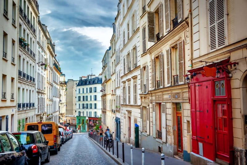 Paris: Montmartre Hidden Gems and Highlights Walking Tour - Montmartre’s last vineyard: the most unexpected stop