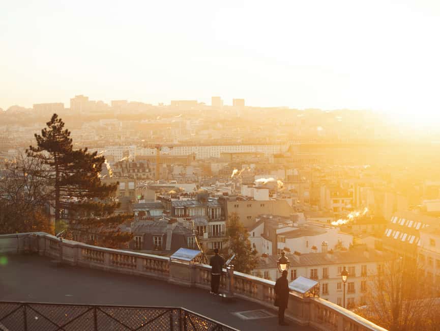 Paris: Montmartre Hidden Gems and Highlights Walking Tour - Getting your bearings at the I Love You wall