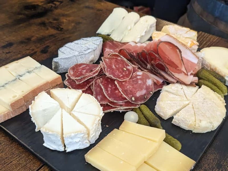 Paris: Montmartre/Pigalle Foodie Tour with Tastings - The Montmartre Walking Route: The Point Is to Find the Places You’ll Revisit