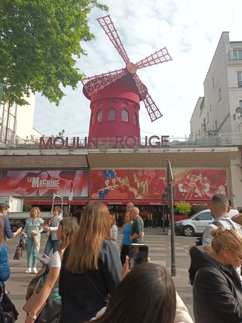 Paris: Montmartre Small Group Guided Walking Tour - Final photo stop toward Moulin Rouge: what you get and what you don’t