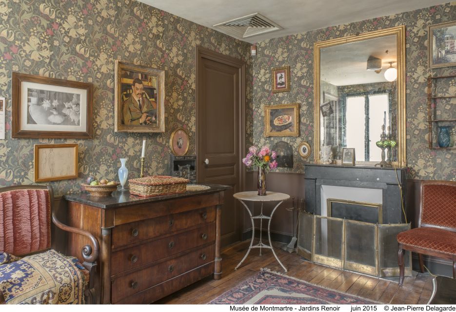 Paris: Musée de Montmartre and Gardens Entry Ticket - Stepping Into Montmartre’s Oldest Building: Bel Air House First