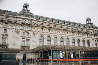 Paris: Musée d’Orsay Ticket and Guided Tour - Skip-the-line entry and what you gain in the first minutes