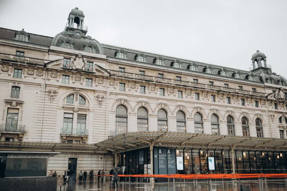 Paris: Musée d’Orsay Ticket and Guided Tour - Skip-the-line entry and what you gain in the first minutes