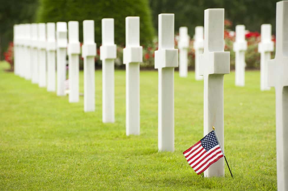Paris: Normandy D-Day Sites Guided Day Trip with Lunch - Price and value: why $117 works on a one-day timeline