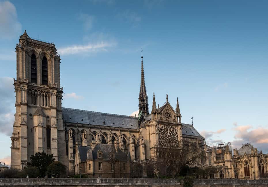 Paris: Notre Dame Outdoor Tour with Sainte-Chapelle / Crypt. - Quick Hits: What Makes This Tour Worth Your Time
