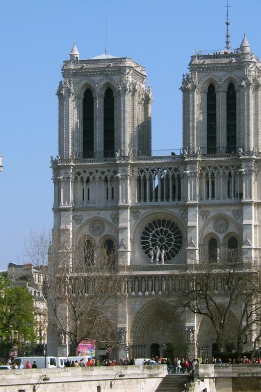 Paris: Notre Dame Outdoor Tour with Sainte-Chapelle / Crypt. - Meeting Point at Pont au Double: Find Your Guide Fast