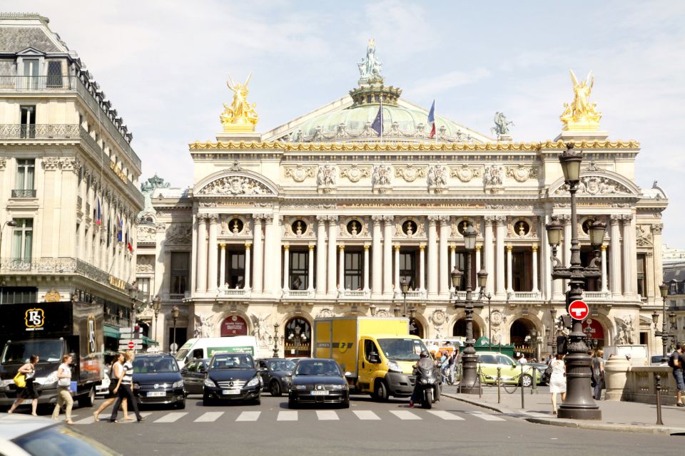 Paris: Openair Double Decker Bus Audio-Guided City Tour - Comfort and Views: Enclosed Roof, Air-Conditioning, and Seat Reality