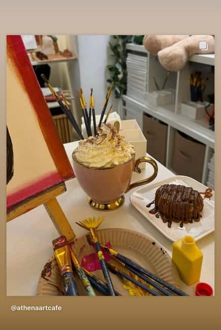 Paris : Painting experience in an art cafe - Your 2-hour creative plan (and how it feels)