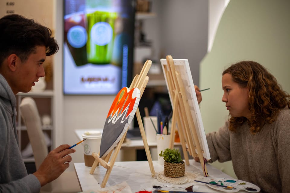 Paris : Painting experience in an art cafe - The drink program: café culture that actually improves the experience
