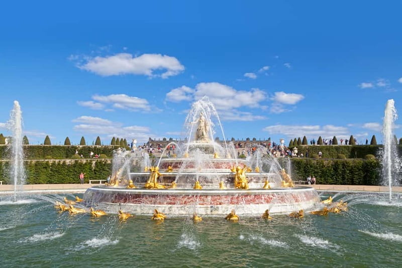 Paris: Palace of Versailles Guided Tour with Bus Transfers - Price and Value: Does $101 Make Sense?