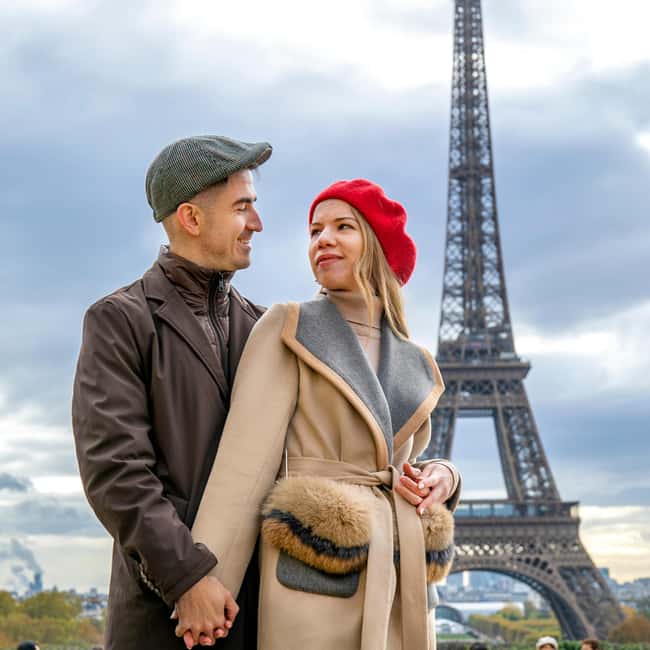 Paris: Photoshoot Around Eiffel Tower with 55 Edited Photos - Key things I’d highlight before you book