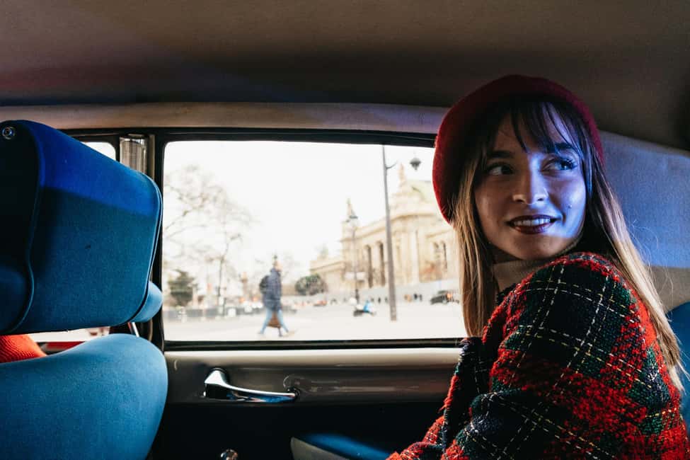 Paris: Private Guided City Tour in a Traction Avant or DS 21 - Latin Quarter vibes: Pantheon time for a more thoughtful finale