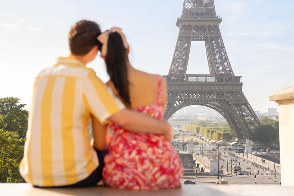 Paris: Private Photoshoot at the Eiffel Tower - Who this fits best in Paris
