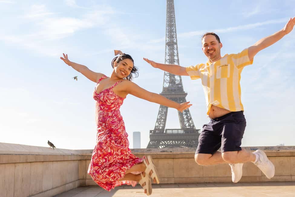 Paris: Private Photoshoot at the Eiffel Tower - Why an Eiffel Tower photo session should be private