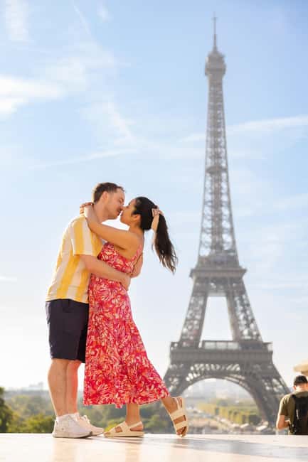 Paris: Private Photoshoot at the Eiffel Tower - Practical tips to get better results on the day