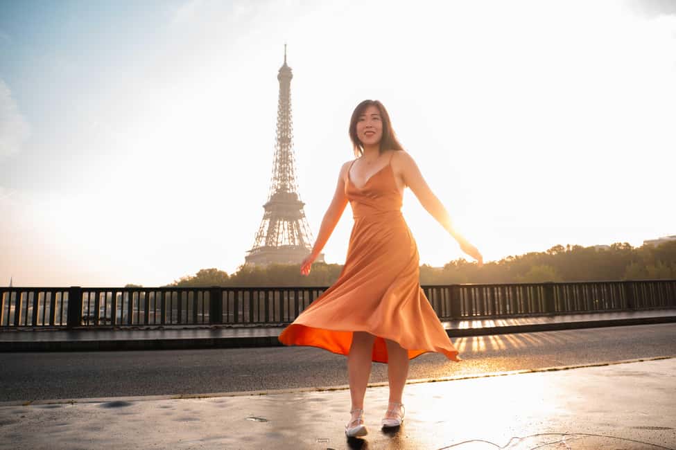 Paris: Private Photoshoot Near the Eiffel Tower - The walking route: Bir Hakiem Bridge to the Seine